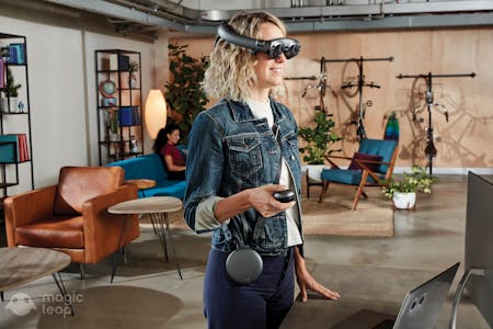 Magic Leap One Creator Edition - Standing