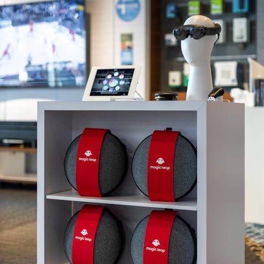 A photo of Magic Leap 1 displayed in AT&T store.